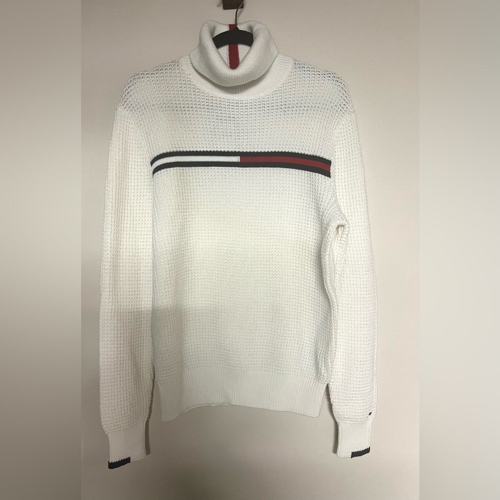 Brand new with tag Mens Tommy Hilfiger sweater